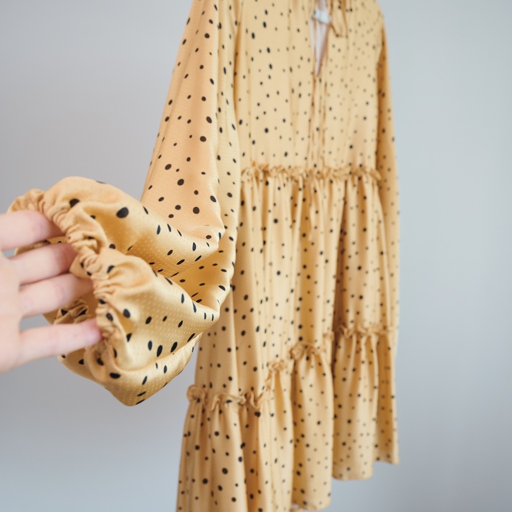 DRESS - Picture 2 of 3